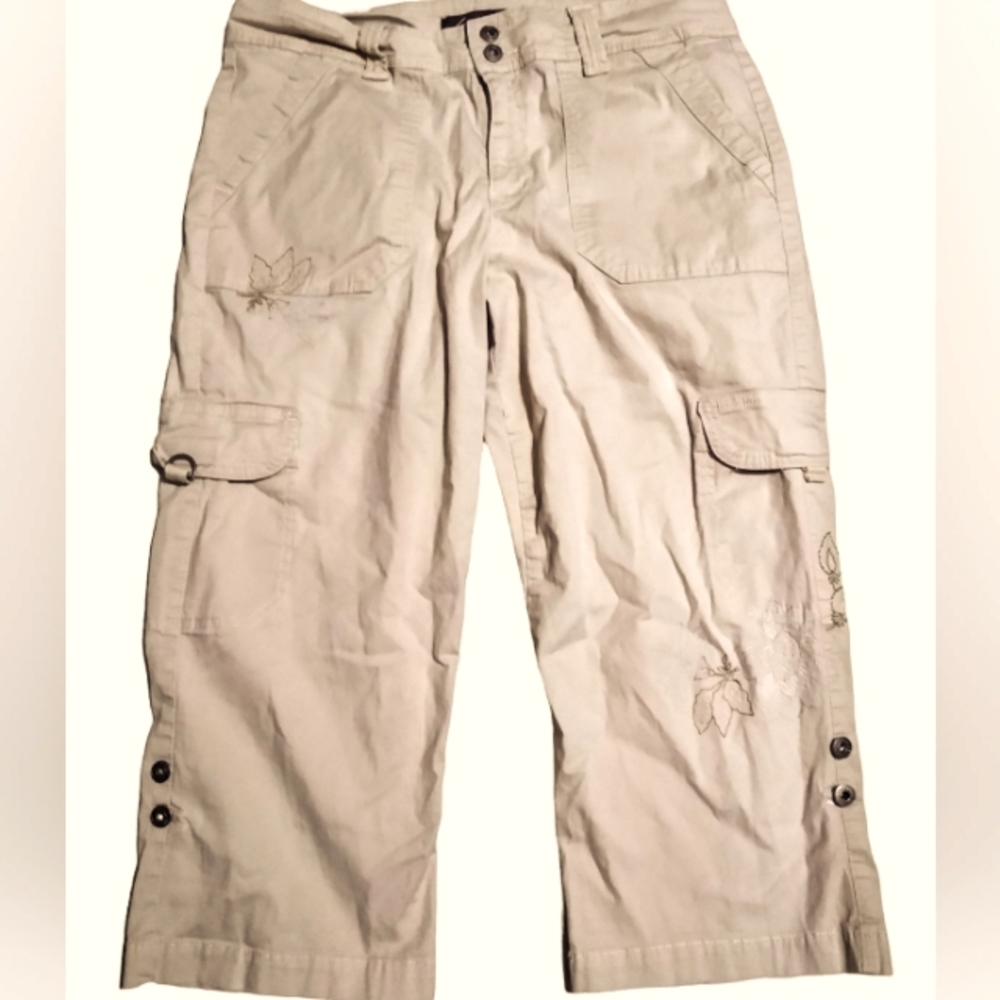 Khaki Capris Cargo Style Cropped Embroidered Designs On Front Legs Sz 12